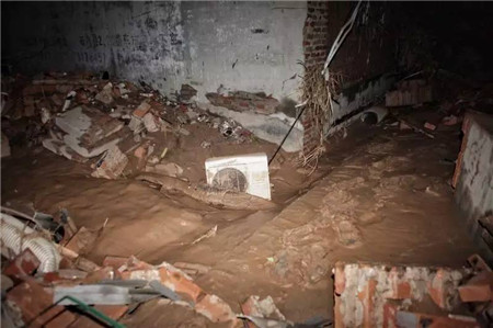 邢台水灾严重 临近地区养殖户朋友做好预防