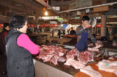 上半年我国猪肉进口80万吨 国产“二师兄”会怕吗？
