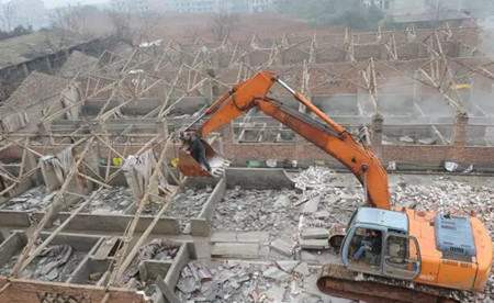 狠！拆猪场进入倒计时 否则立案查处！