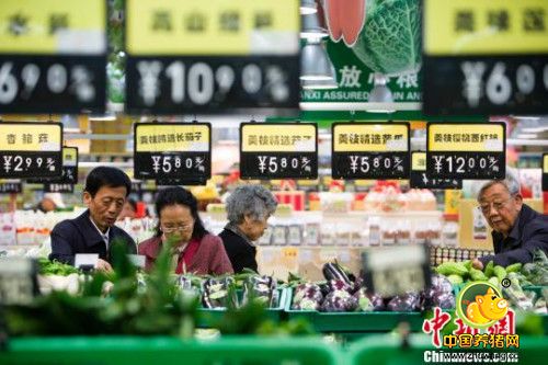 菜篮子调查：断茬致蔬菜连涨九周 猪肉价格回落