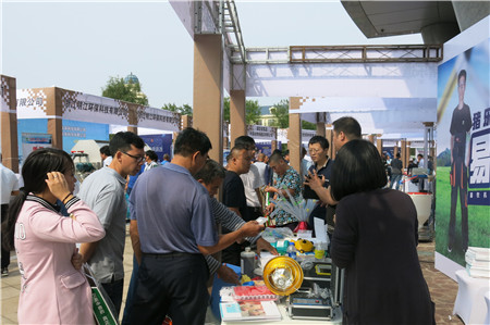 中国（唐山）养猪行业发展峰会在唐山隆重召开