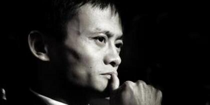 这个村出了个“小马云”：带着160户穷乡亲养猪致富