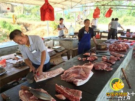 屠商“罢市”，广东廉江市民跨省买猪肉，这是肿么啦？