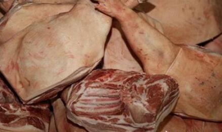 再现“僵尸肉”！网曝长春惊现排骨、猪蹄、等“僵尸肉”