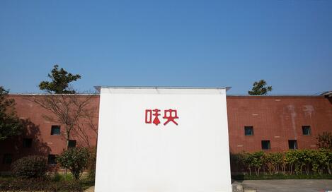 我和丁磊养的猪“睡”了一夜,哎!人不如猪啊……