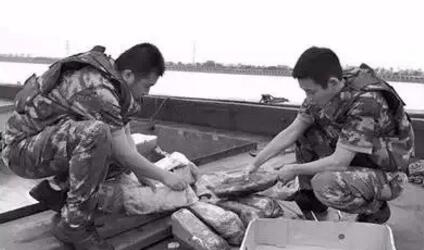 惊悚!海外疫区大量走私肉入境销售,检方批捕13人