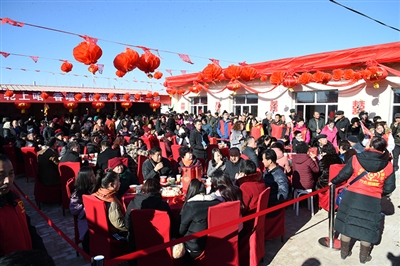杭后第二届民间年猪文化节真红火