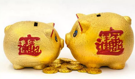 从目前来看,整个猪市价格的上涨并不具有长期性,市场需求整体处于下降趋势,但供给却处于上涨趋势,所以对猪价后市并不看好。