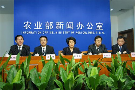 ,农业部印发了《全国家禽H7N9流感防治指导意见