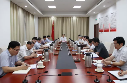 6月19日,农业农村部党组书记、部长韩长赋主持召开部党组会。农业农村部网站