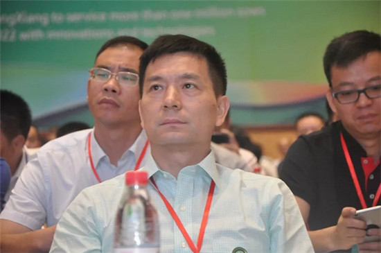 6月27日,备受瞩目的PITC 35 PSY 第三届PPT国际技术研讨会(PITC)在广西扬翔股份有限公司(以下简称“扬翔股份”)总部隆重举行,本届会议的主题是“低成本养猪新模式 新发展”。