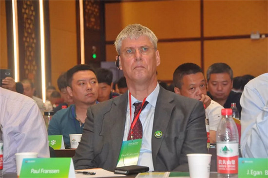 6月27日,备受瞩目的PITC 35 PSY 第三届PPT国际技术研讨会(PITC)在广西扬翔股份有限公司(以下简称“扬翔股份”)总部隆重举行,本届会议的主题是“低成本养猪新模式 新发展”。