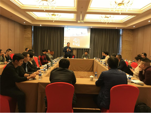 2020年养猪挣钱，首要是降低疫情风险——“爱猪盒子”智能化模块养猪面市