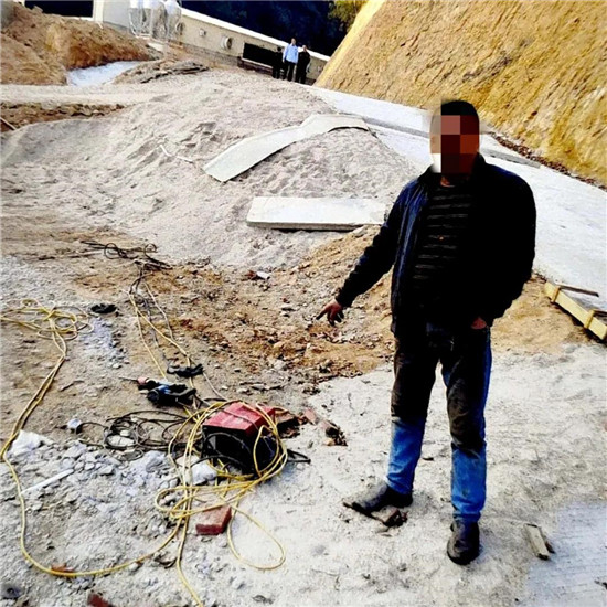 重大责任事故罪！电焊引燃种猪厂房，699头生猪葬身火海！