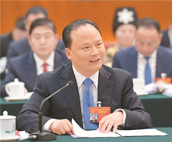 全国人大代表、通威集团董事局主席刘汉元： 保障生猪生产确保市场平稳供应