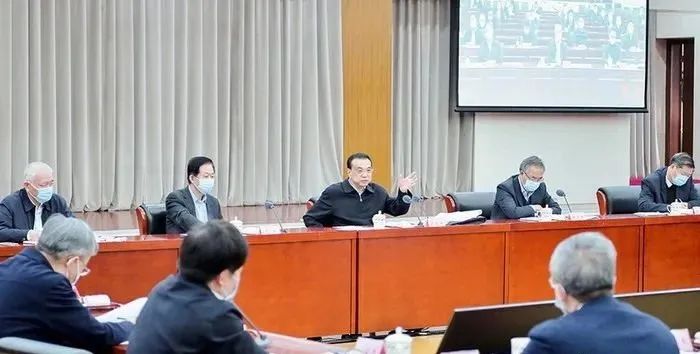 李克强考察农业农村部：抓牢抓实农业生产，保障人民基本生活