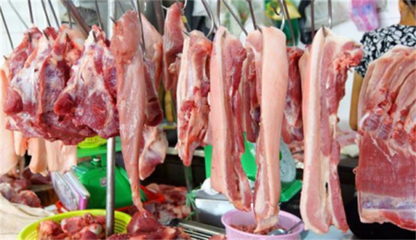 春节前猪价低位运行消费者享实惠 ，过年大口吃肉