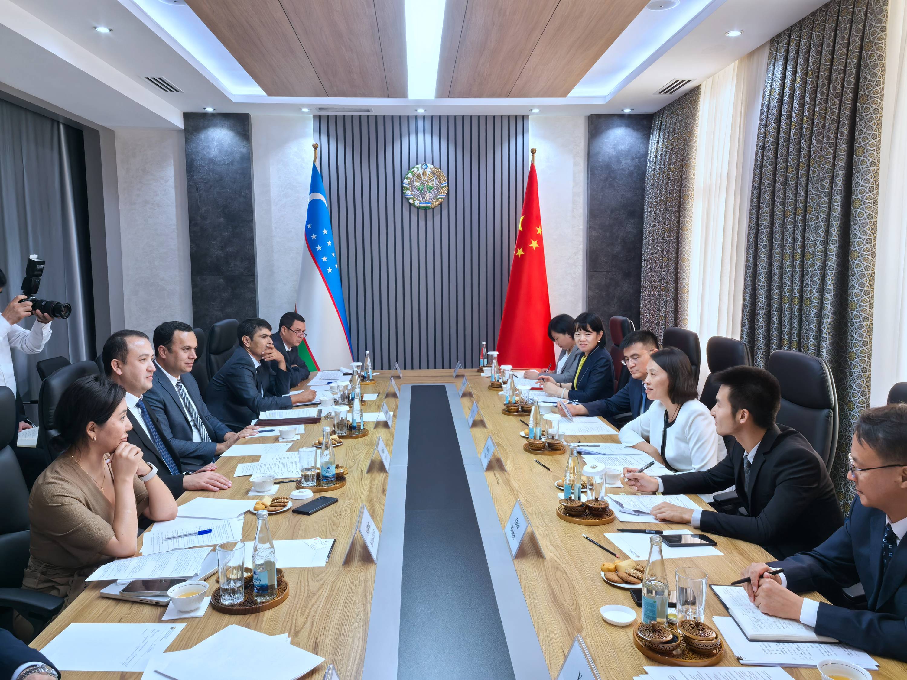 中乌减贫合作分委会第二次会议召开