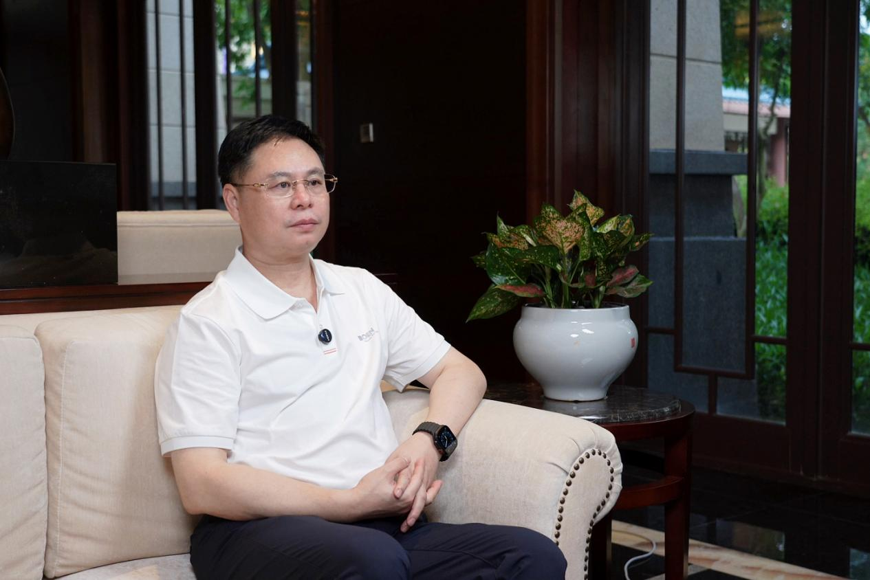 邹新华董事长解读猪周期：猪价持续低迷，行业未来只有两条出路